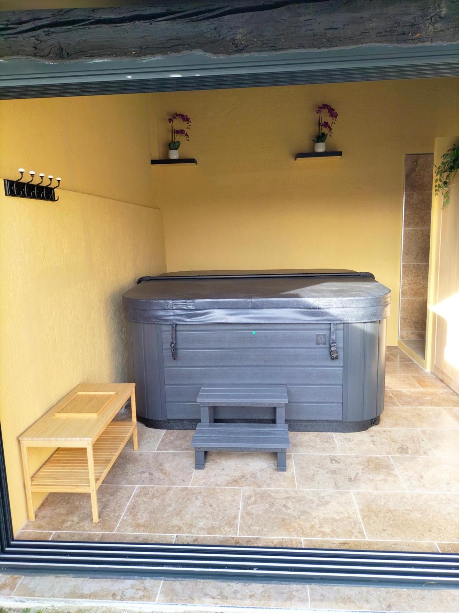 Maison Provencale Spa Sauna Piscine Molleges 외부 사진